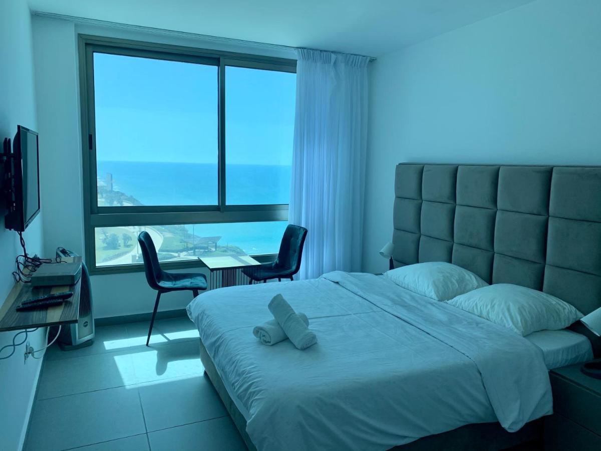 C Tower Apartments Netanya Exterior foto