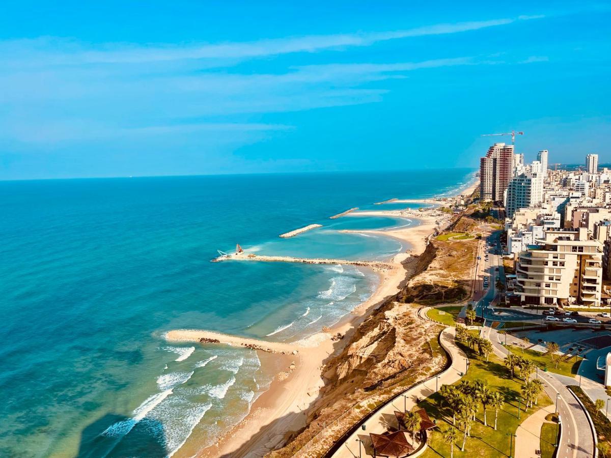 C Tower Apartments Netanya Exterior foto